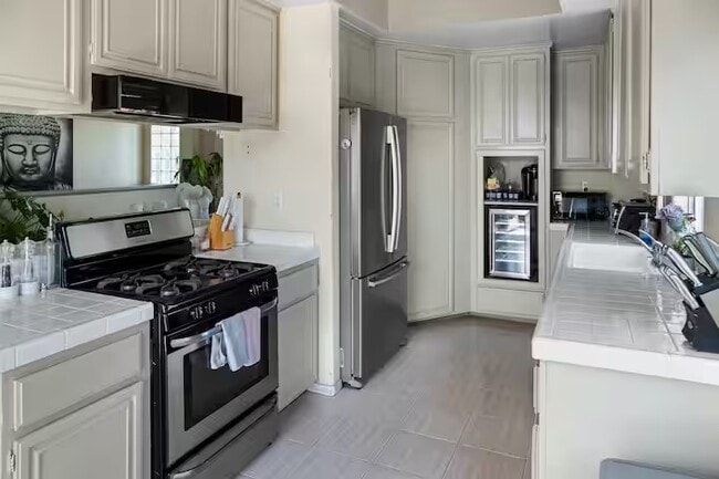 Photo - 212 N Catalina Ave