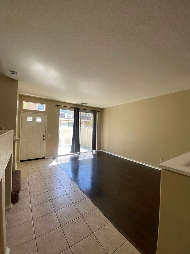 Photo - Anaheim HIlls 3 Bedroom