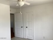 Photo - 38594 Friendly