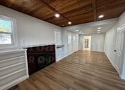 Photo - 510 S Hickory St House
