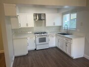 Photo - 5759 Lotus St