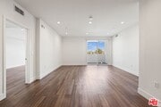 Photo - 4909 Rosewood Ave Condo Unit 307