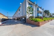 Photo - 25930 Narbonne Ave