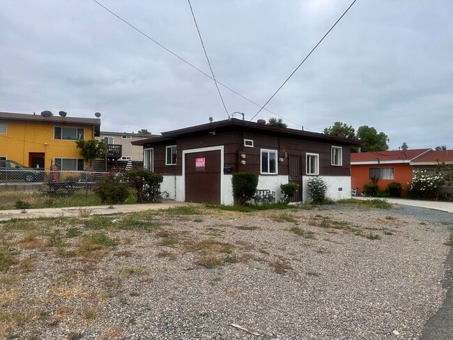 2 Bedroom, 2 BA house for Rent in National... - 2 Bedroom, 2 BA house for Rent in National...