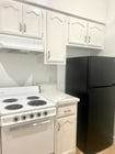 Photo - Beautiful Renovated Studio Apartment with ...