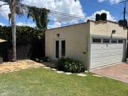 Private Flex Room /Garage - 1248 S Rimpau Blvd Apartment Unit 1248