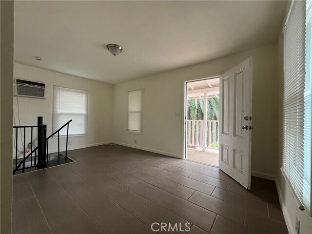 Photo - 1716 Glen Ave