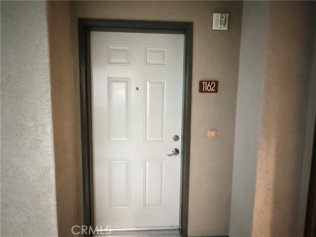 Building Photo - 1162 Scholarship