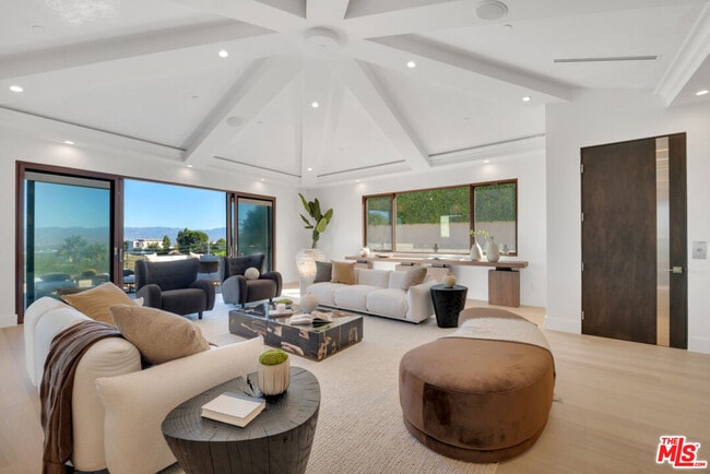 Photo - 3116 Elvido Dr