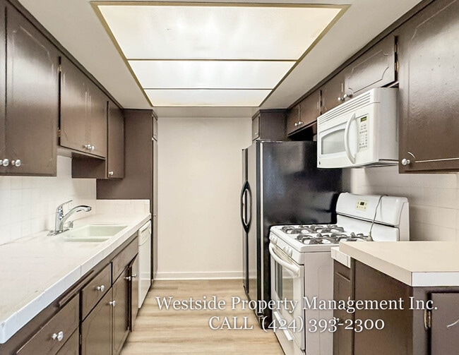 Photo - 3336 Tilden Ave