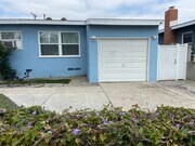 Photo - 2 Bedroom House for RENT with Garage and e...