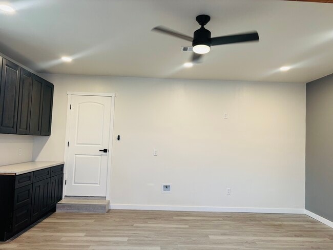 Photo - 1550 N Cypress Ave Unit Attached