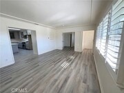 Photo - 587 E Arrow Hwy