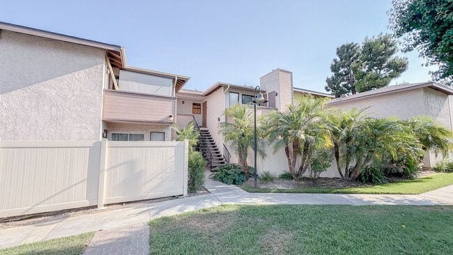 Low rent! Fully Renovated 2BR Condo Gated ... - Low rent! Fully Renovated 2BR Condo Gated ...