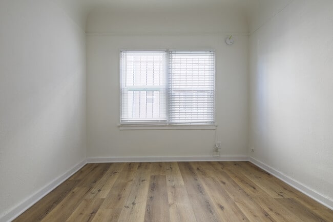 Photo - Newly Remodeled Studio Apartment