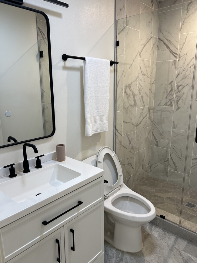 Photo - 233 Ashland Ave