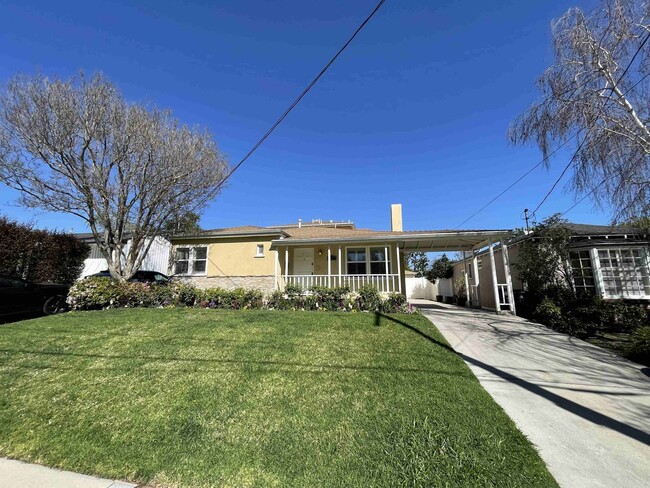 LOVELY UPGRADED STUDIO CITY HOME! - LOVELY UPGRADED STUDIO CITY HOME!