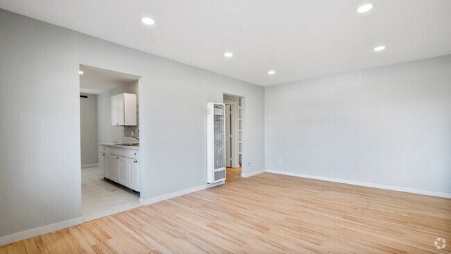 Building Photo - 243 San Jacinto Dr Rental
