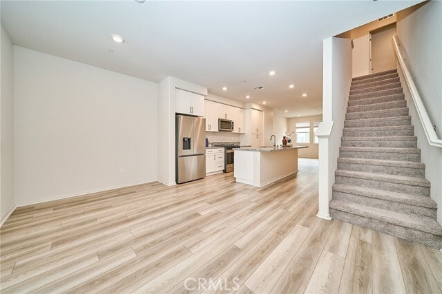 Photo - 1672 Cayton Lp