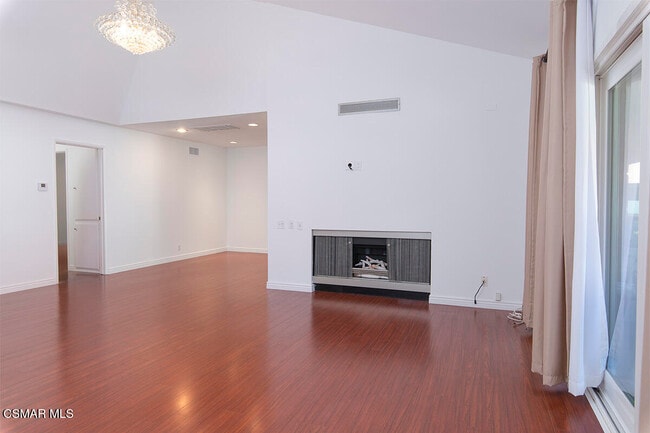 Photo - 31515 Lindero Canyon Rd