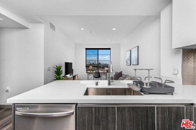 Photo - 3617 Venice Blvd.