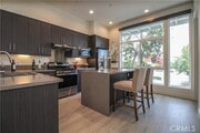 Photo - 15 S Chapel Ave Townhome