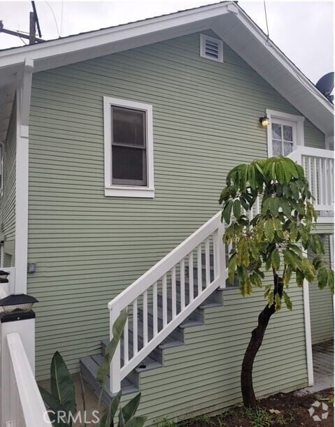 Building Photo - 5844 Newlin Ave Rental