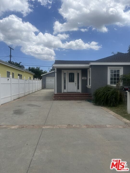 Building Photo - 19018 Delano St Rental