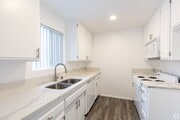 Photo - 6643 Haskell Avenue Apartments