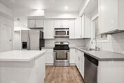 Photo - (Arely:B) 1209-1211 N. Beachwood Drive Apartment Unit 1209