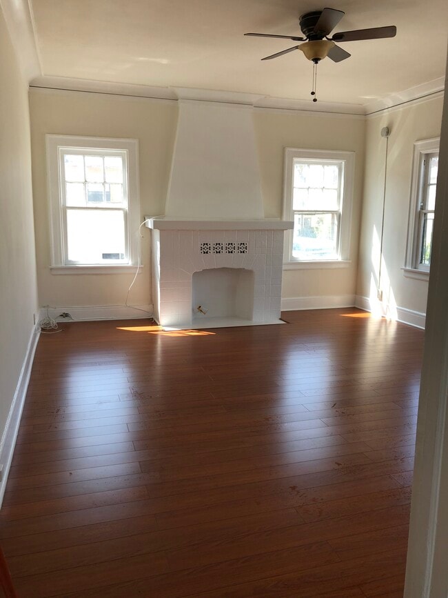 Photo - 3144 James M Wood Blvd Unit 3144 James M. Wood