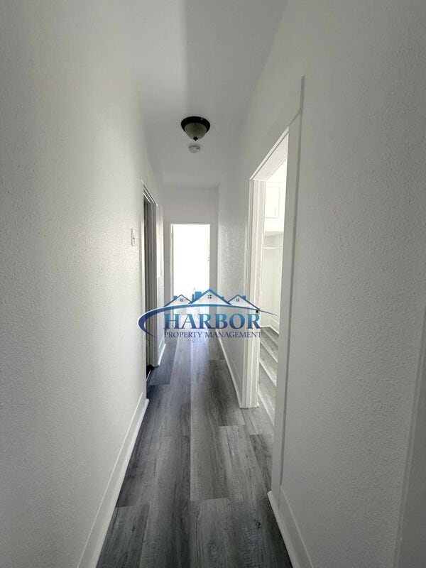 Photo - 645 W 15th St