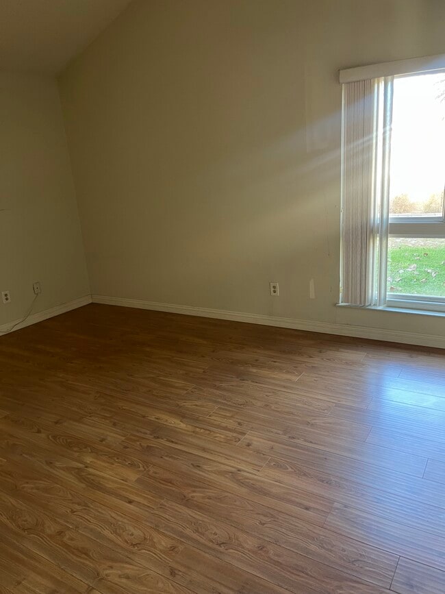 Photo - 18006 Pires Ave