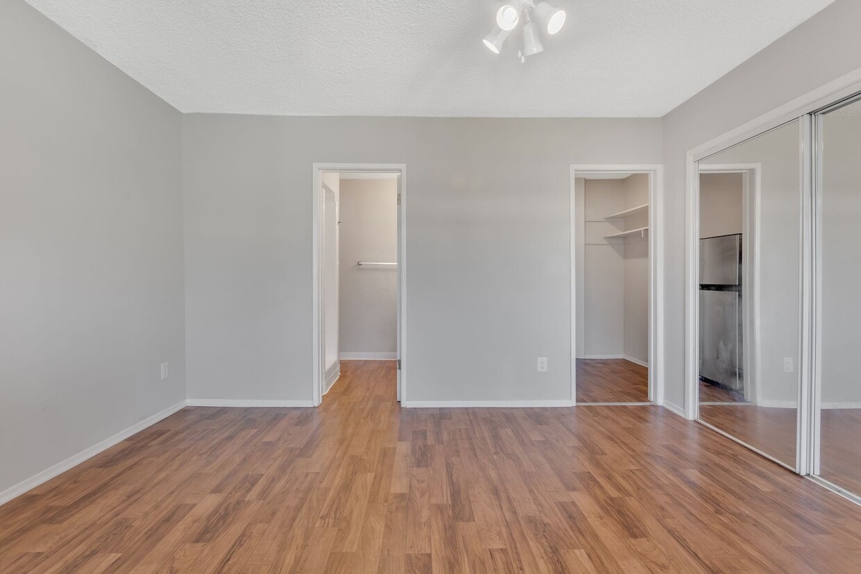 Floor Plan - Newly Renovated 1 Bed 1 Bath Apartment in North...