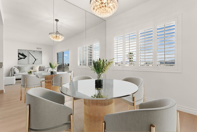 Photo - 1115 S Elm Dr