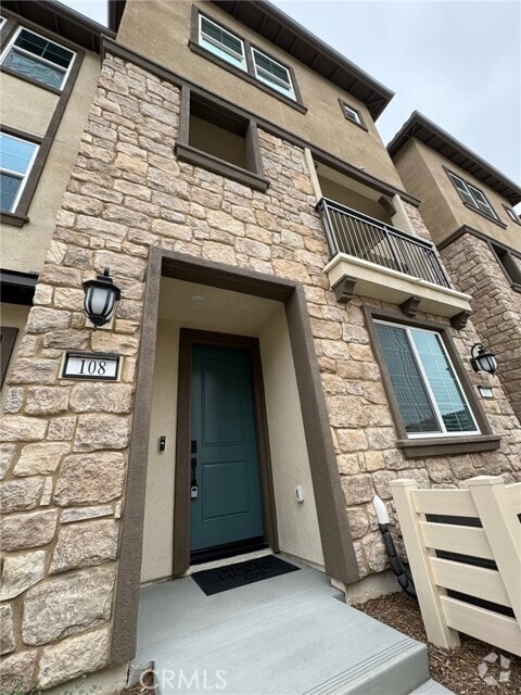 Building Photo - 6138 Victoria Wy Unit 108 Rental