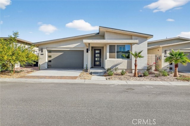 Building Photo - 280 Mustang Ln