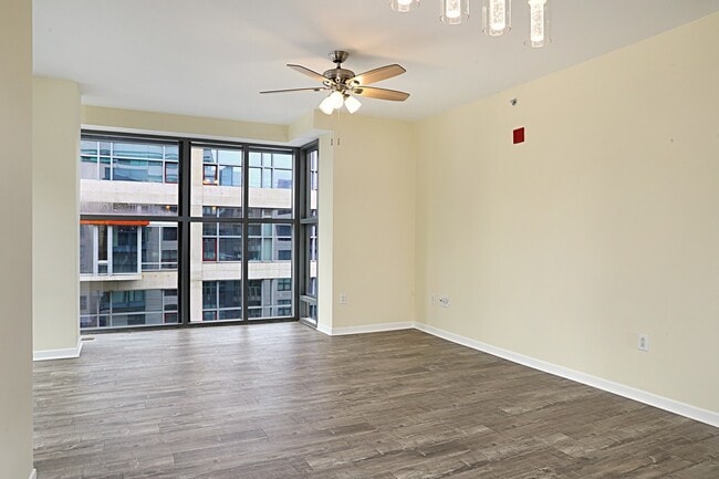 Photo - 1150 J St