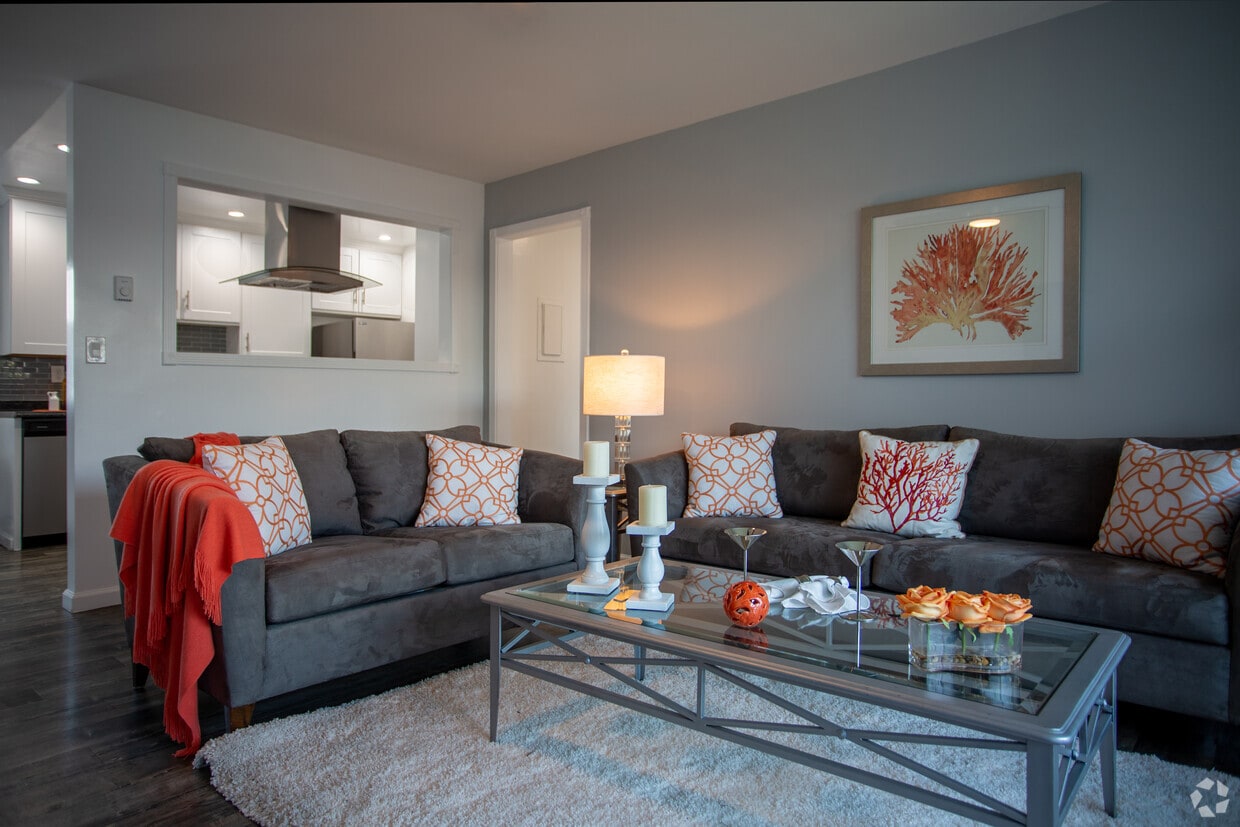 Floor Plan - 2 Bedroom 1 Bath