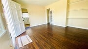 Photo - 612 Narcissus Ave