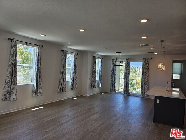 Photo - 27010 Tanager Ln