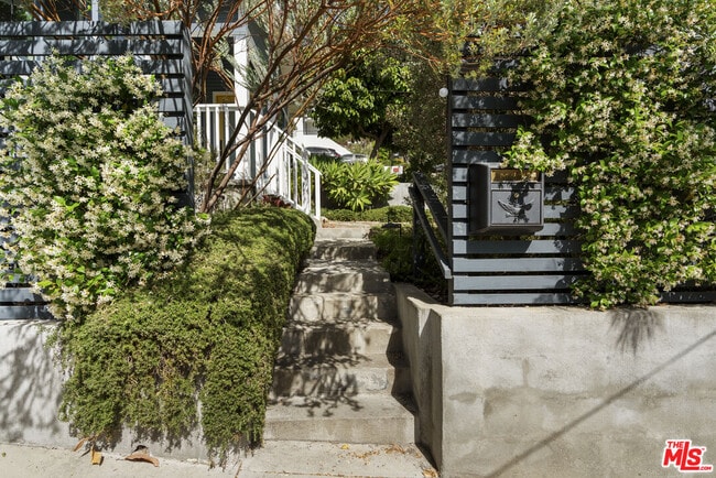 Photo - 4031 Camero Ave