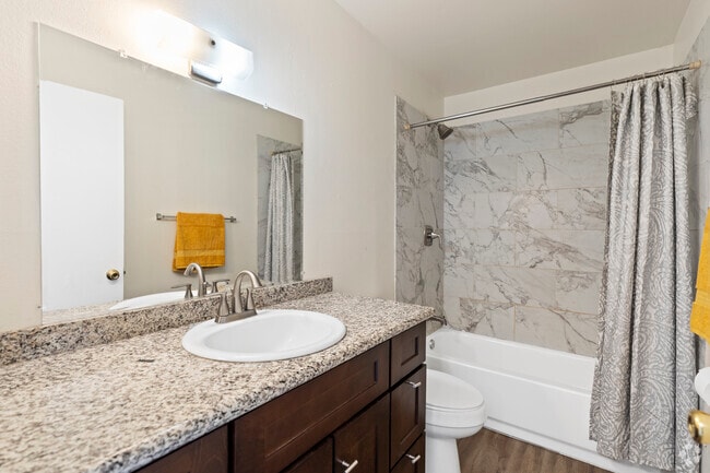 Photo - Casa Serena Apartments