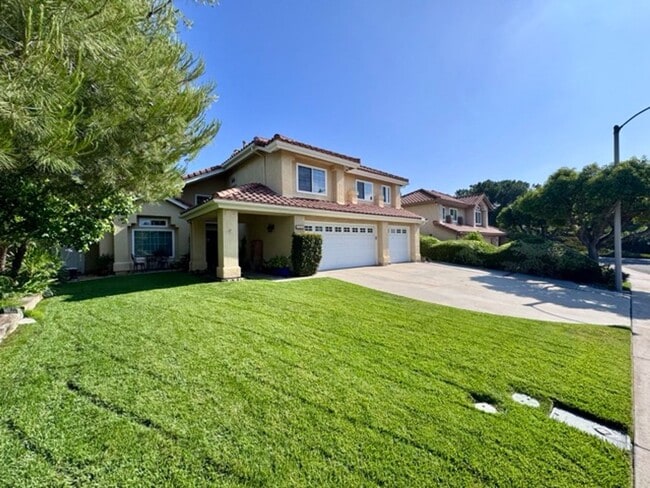 Photo - 5 bedroom South Temecula home with a Pool ...