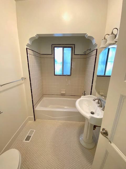 Photo - 8352 Fountain Ave Unit C1