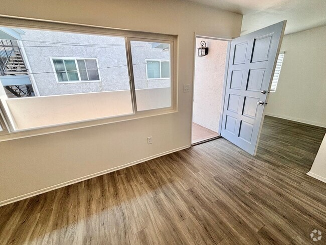 Building Photo - Quiet Back Unit 311 C Rental