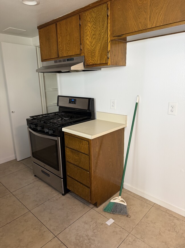 Photo - 1341 Eastpark Dr Unit 2