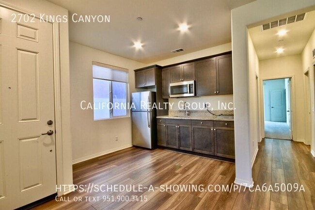 Photo - 2702 Kings Cyn Dr