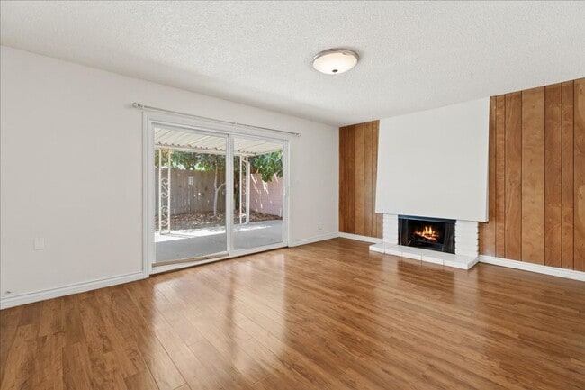 Photo - Spacious 3 Bed 2 Bath House w/ Central A/C...
