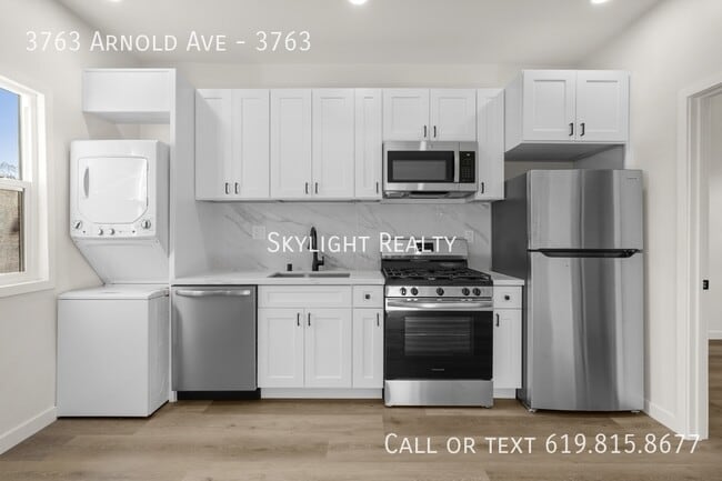 Building Photo - 3763 Arnold Ave Unit 3763